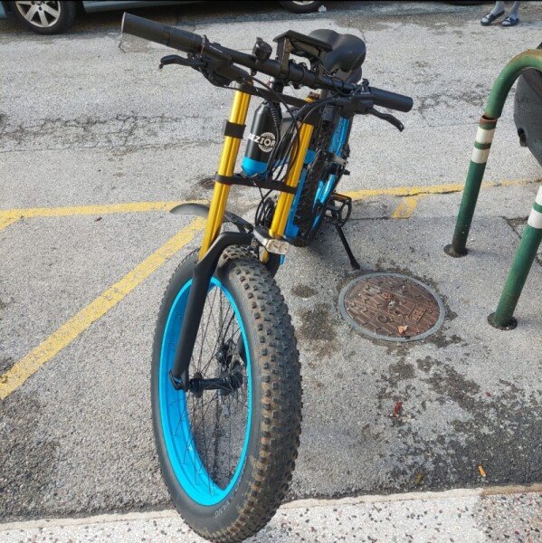 Vélo électrique image