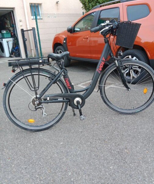 Vélo électrique femme image