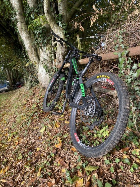 VTT giant glory 2 2017 image