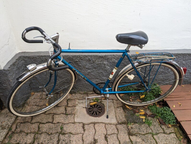 Vélo vintage Peugeot Hélium. image
