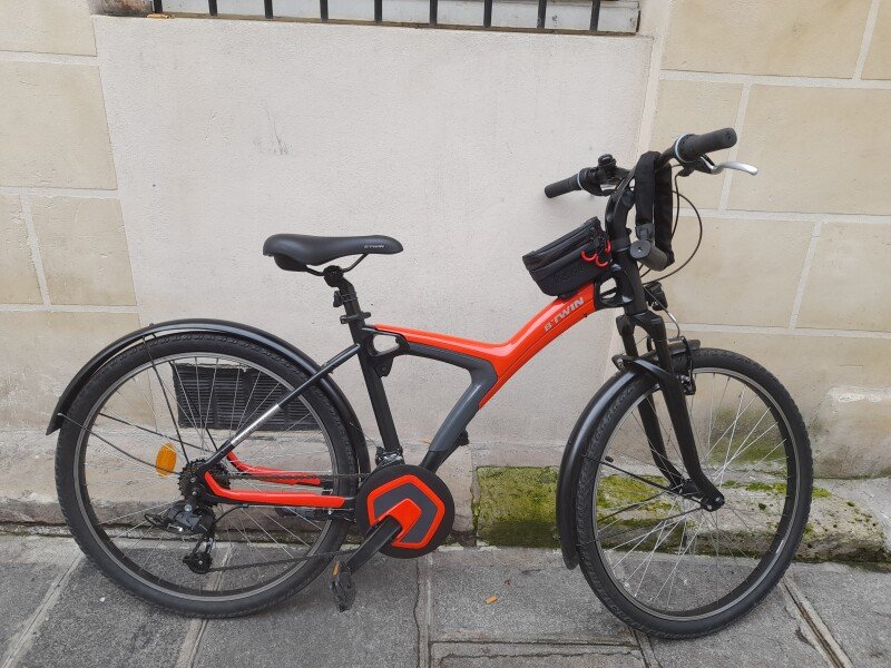 Vélo B'Twin VTC image