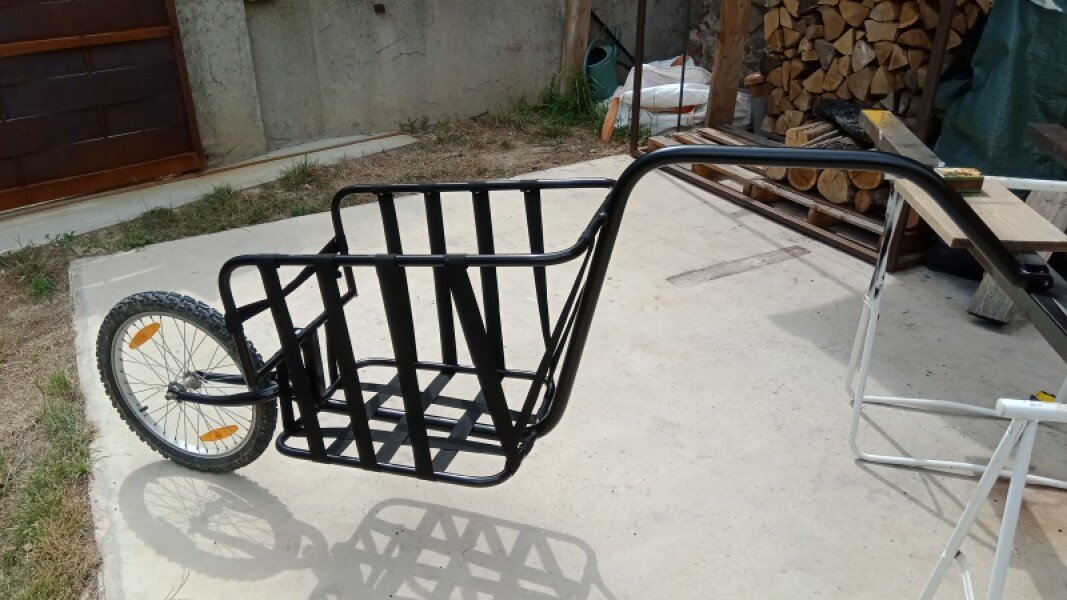 Loue remorque mono-roue. image