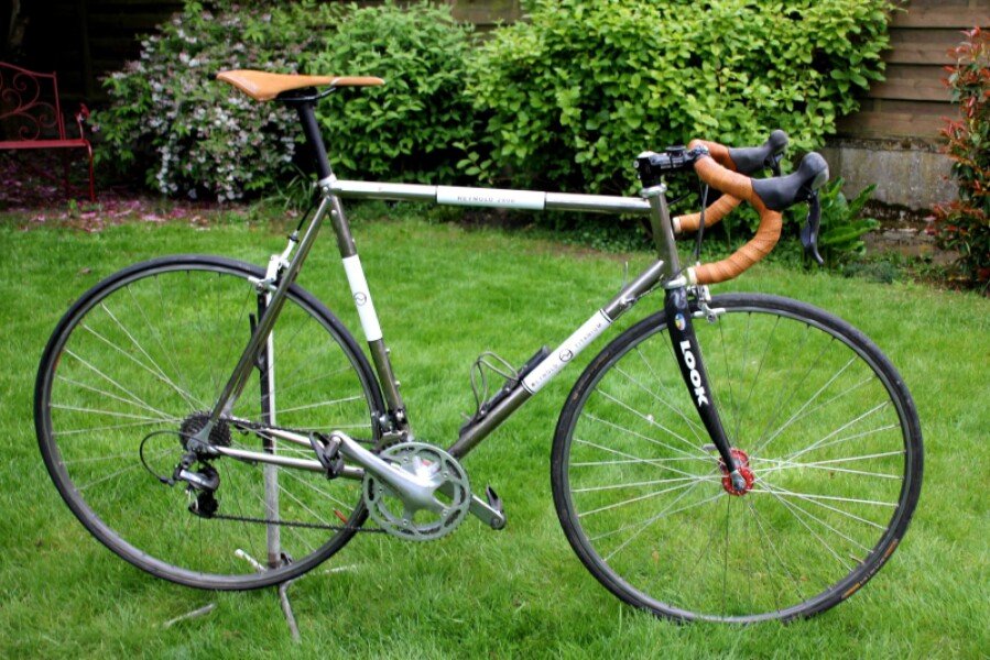 Loue vélo en Titane image