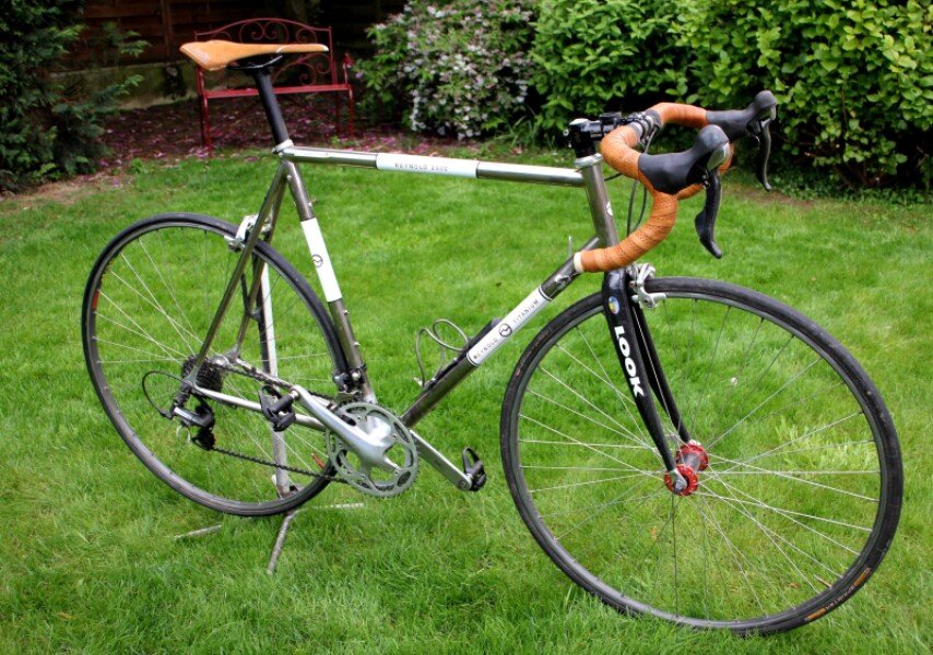 Loue vélo en Titane image