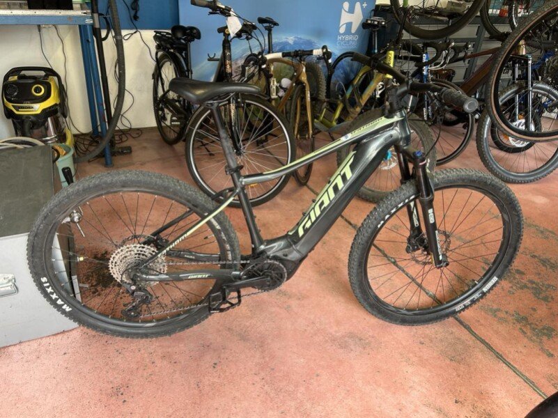 VTT électrique giant/liv image