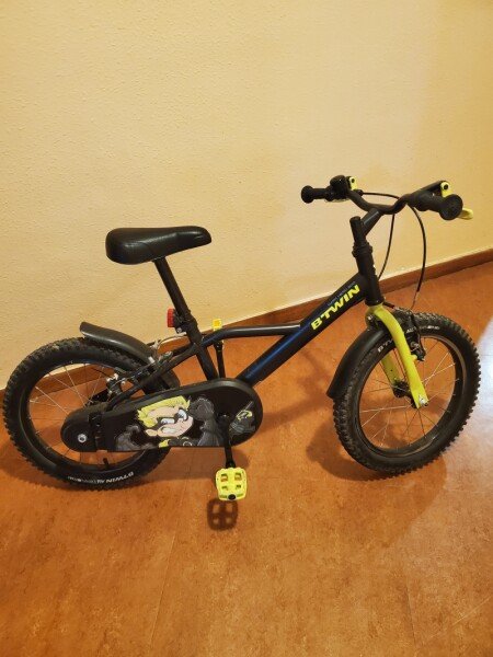 Vélo enfant 4-6 ans 105-120CM BTWIN 500 DARK HERO 16"" image