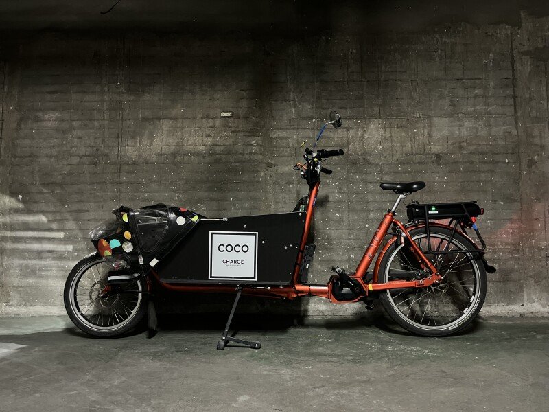 BAKFIETS Electric Cargo Bike Classic promotion location velo cargo electrique image