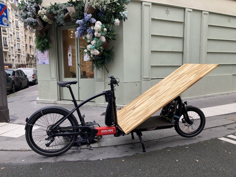 Location vélo cargo utilitaire Douze Cycles - Biporteur électrique image