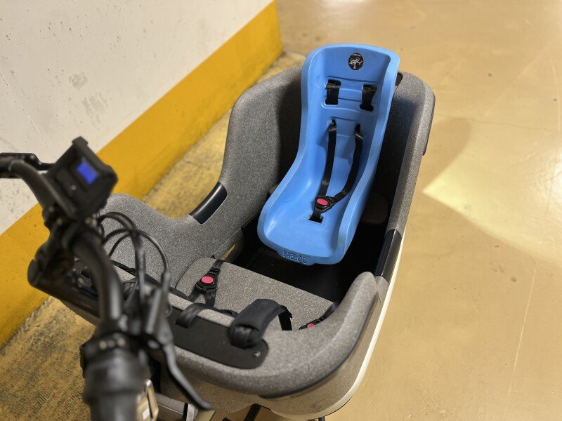 Location Vélo cargo électrique Paris Gazelle MAKKI pour tournage film ou transport adultes image