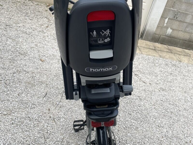 Vélo de ville électrique + Siège enfant Hamax image