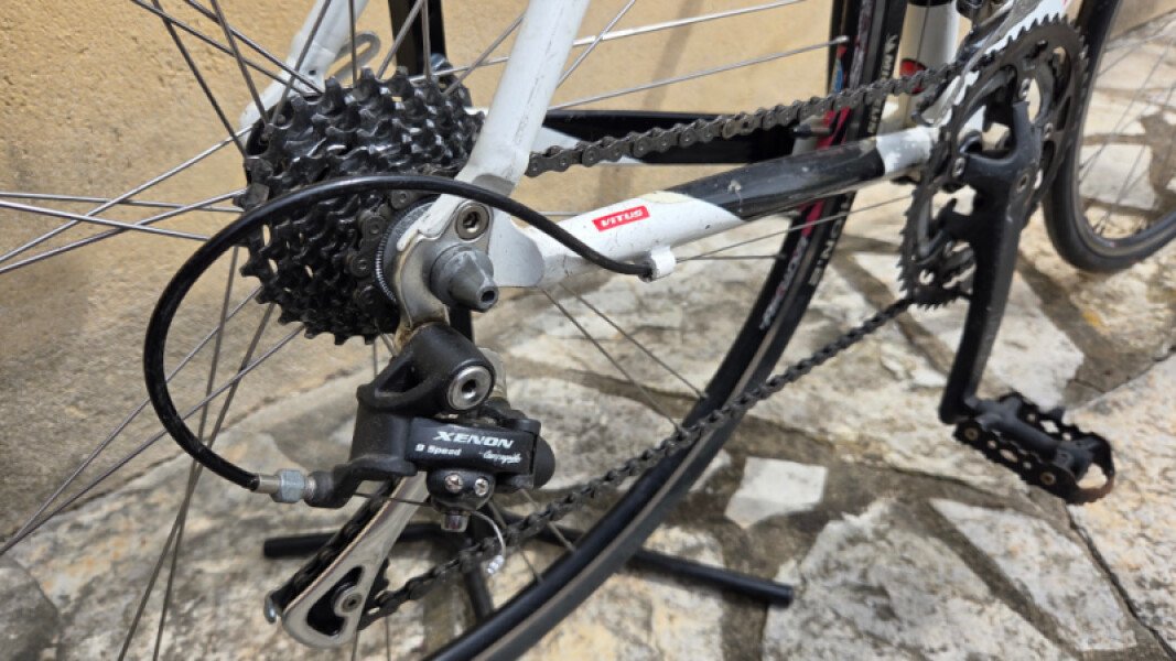 Vélo de route alu taille 54 image