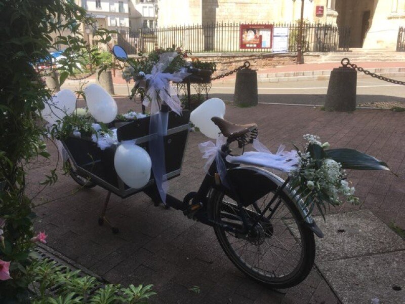Vélo cargo mariage Wedding cargo bike image