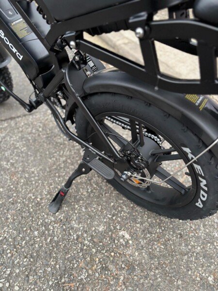 Cargo Biporteur à Louer Pratique, Écologique et Spacieux image