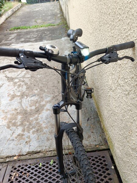 Véo à louer à la semaine avec antivol image