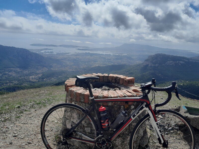 Vélo de route carbon image