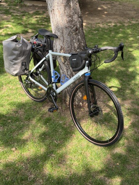 Location vélo GRAVEL L avec équipements inclus image