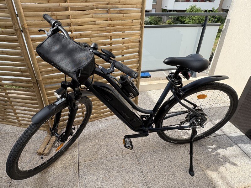 VTC électrique + équipements image