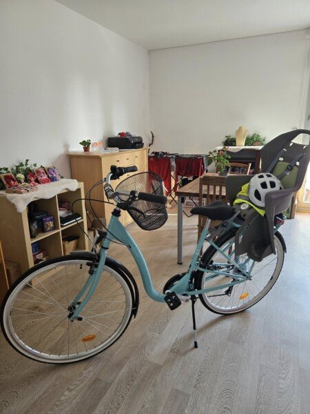 Vélo DE VILLE avec siège enfant image