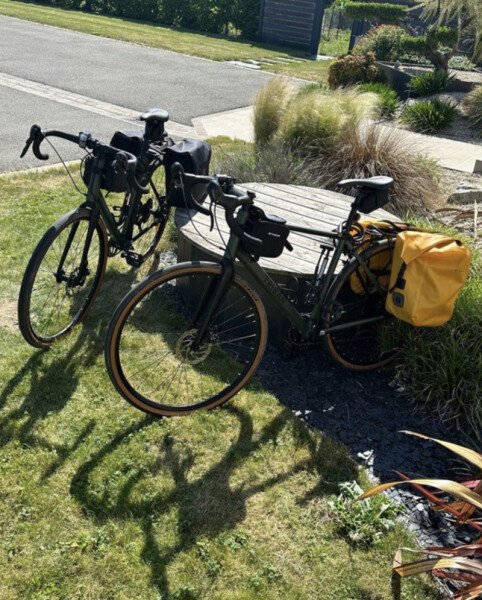 Gravel Décathlon GRVL 120 à louer (Paris – équipé bikepacking) image