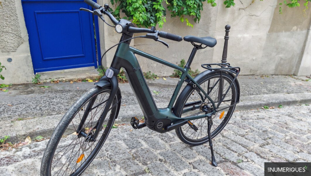 Vélo électrique pour se promener en ville image