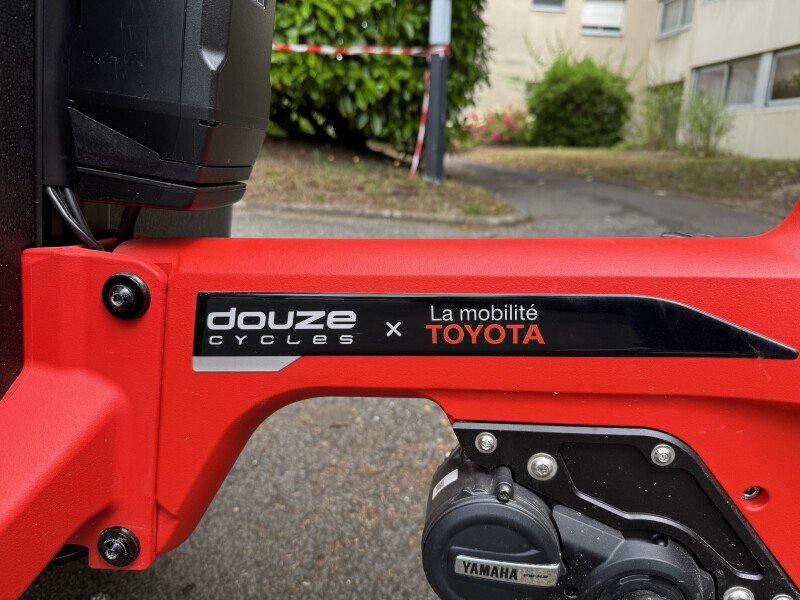 Cargo Toyota Électrique, sièges enfants image