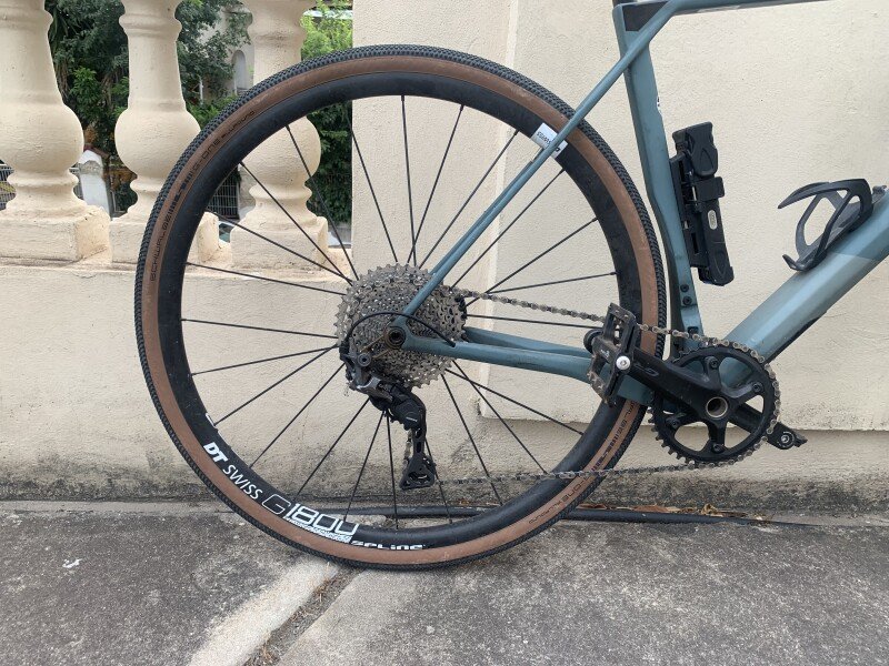 Gravel supérior bike image