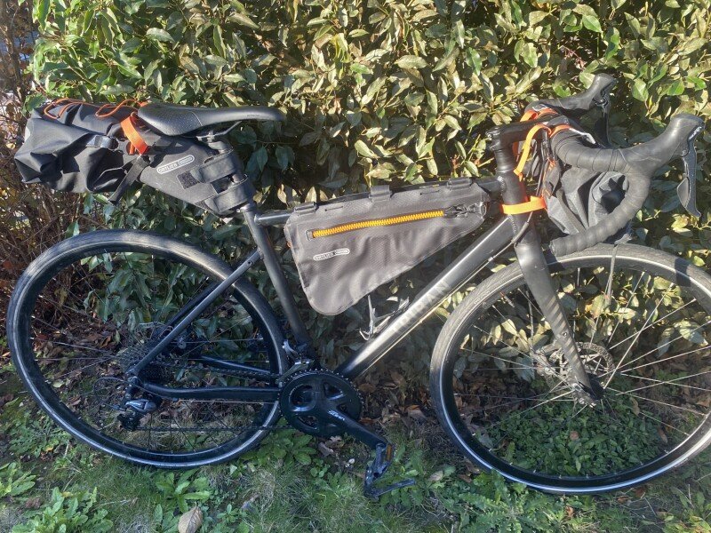 Vélo gravel bikepacking tout équipé - RC500 L image