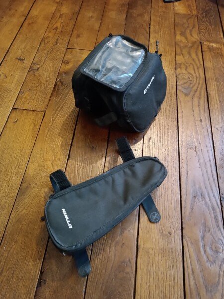 Location sacoches de cadre image