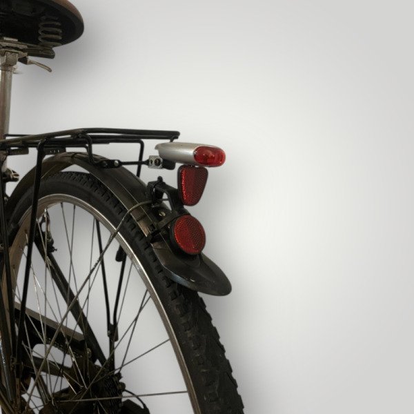 Vélo de ville à louer – proche gare St-Jean image