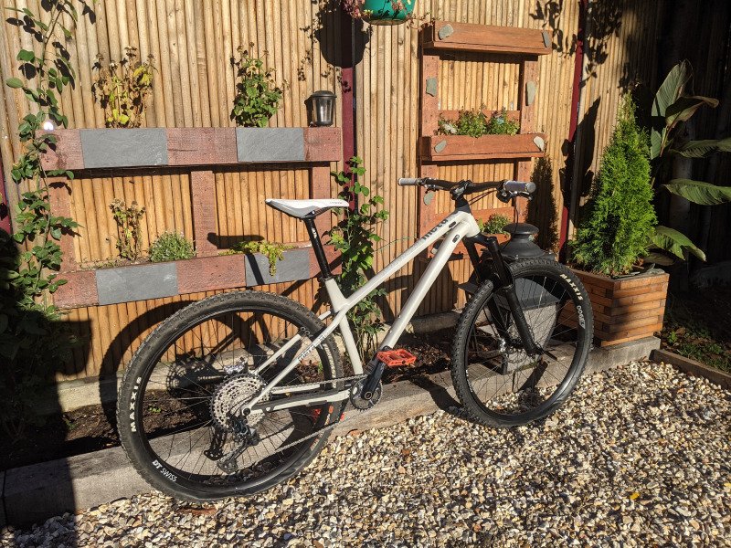 VTT polyvalent à louer image