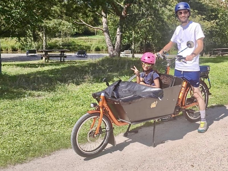 Promotion de location vélo cargo électrique BAKFIETS modèle classique image