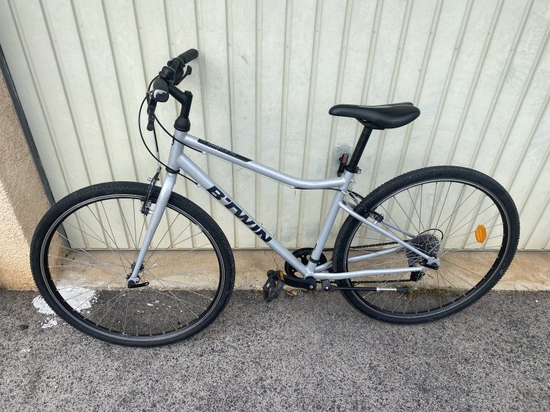 B’TWIN Riverside 120 Disponible à la Location image