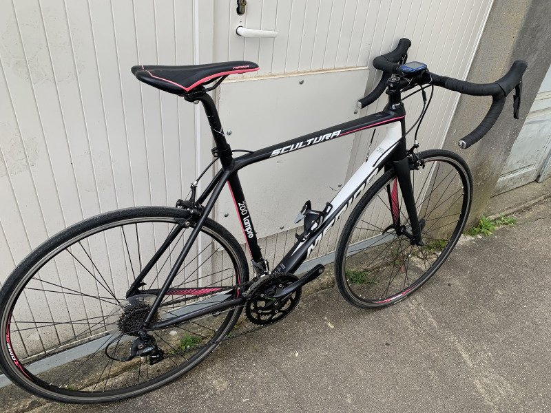 Vélo de route à louer image