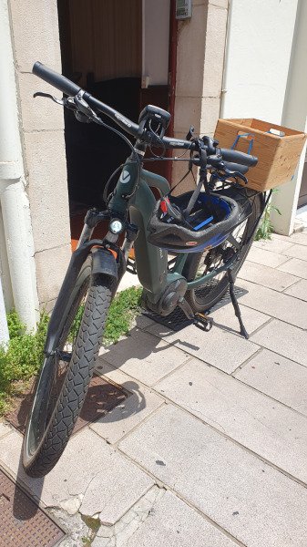 Bicyclette électrique urbaine image