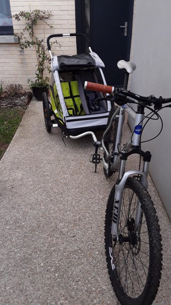 Remorque à vélo pour 2 enfants XLC (avec siège bébé inclus) image