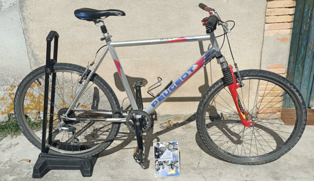 Vélo pour transport et déplacement quotidien image