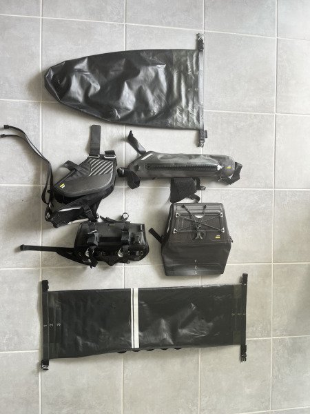 Location de sacoches pour vélo de randonnée image