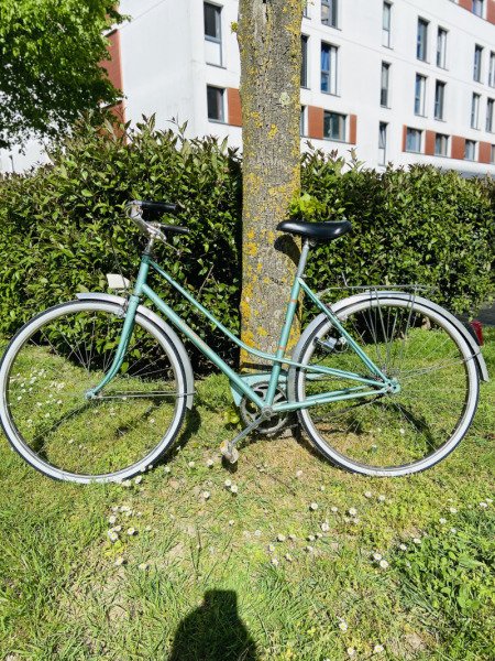Louez un vélo rétro image