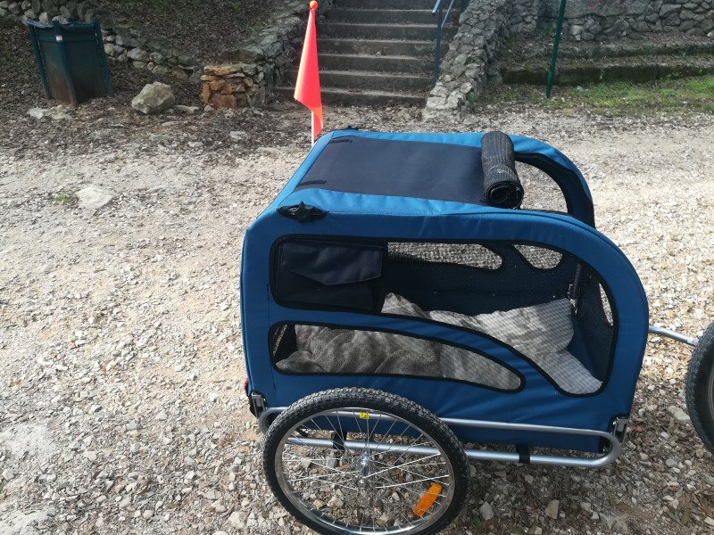Remorque pour chien image