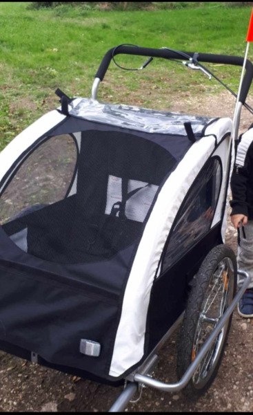 Remorque de vélo à louer image