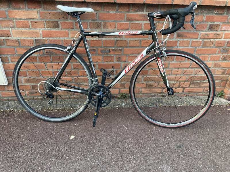 Vélo VXS Shimano 105 à louer image