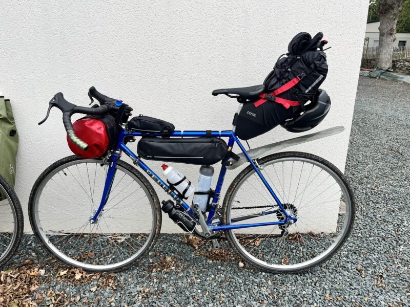 Bike pannier kit image