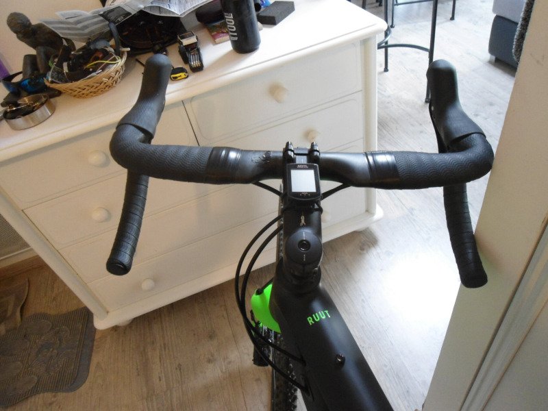 Gravel Rondo Ruut à louer image