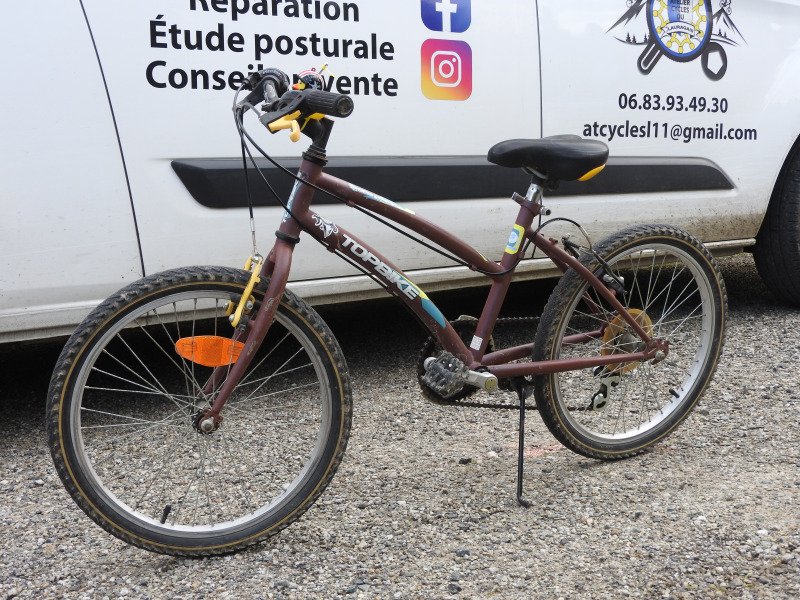 Vélo tout-terrain loisirs mixte 20 pouces brun image