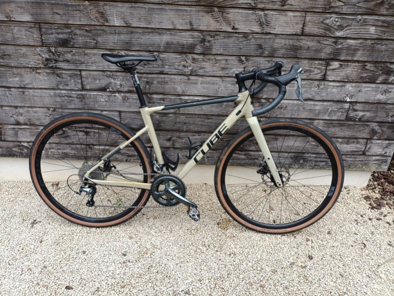 Vélo Gravel Cube Nuroad Pro image