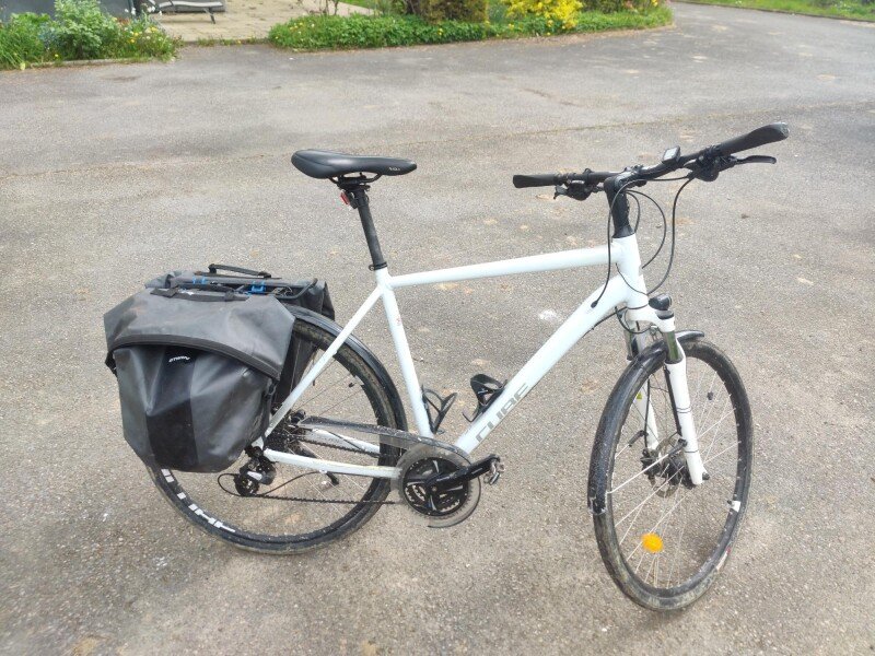 Loue vélo rando CUBE image