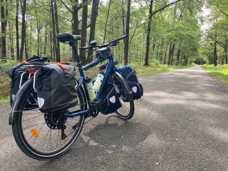 Vélo voyage taille L tout équipé image