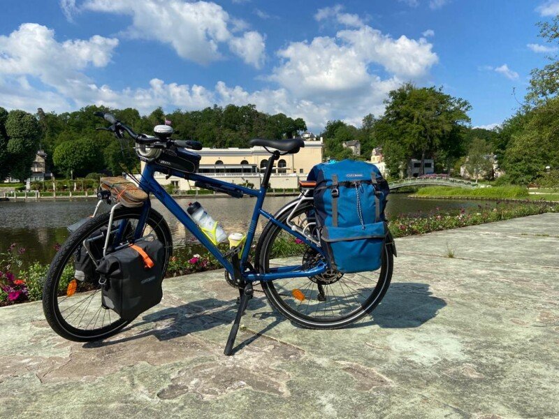 Vélo voyage taille L tout équipé image