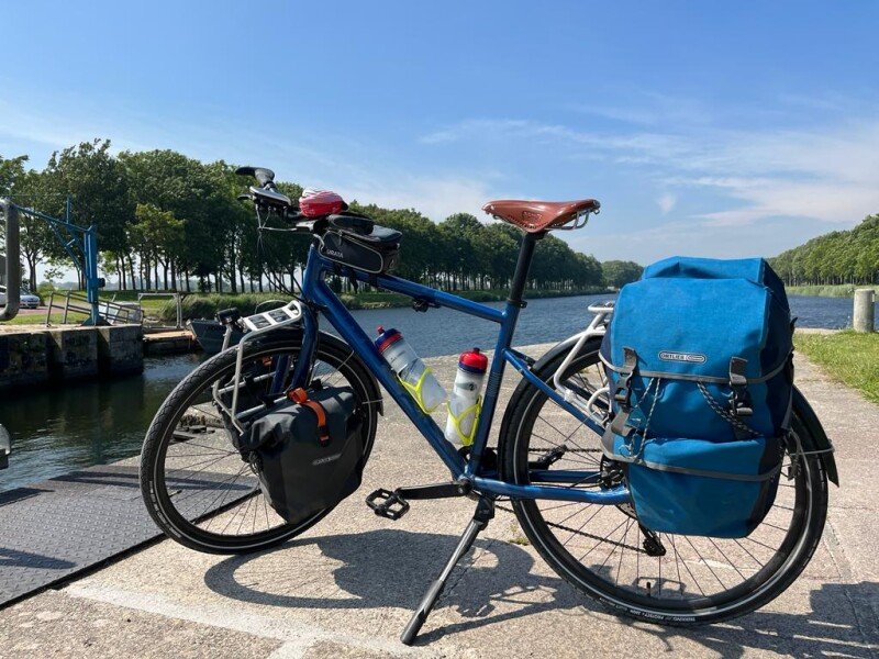 Vélo voyage taille L tout équipé image