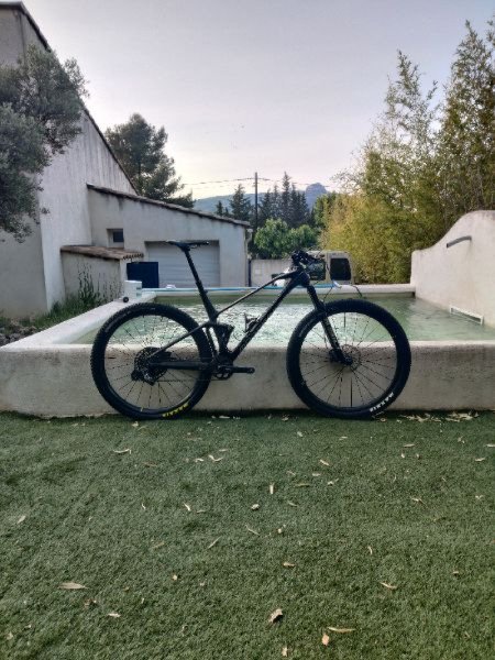 VTT Mondraker  F podium r image